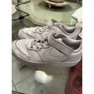 Nike Court Borough Low White size 13.5 C BQ5451-100